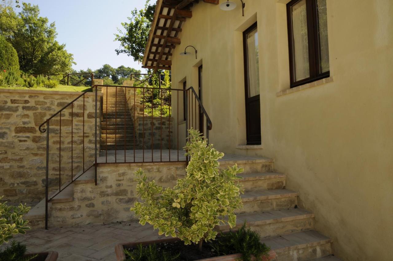 Agriturismo Le Case Ассизи Экстерьер фото