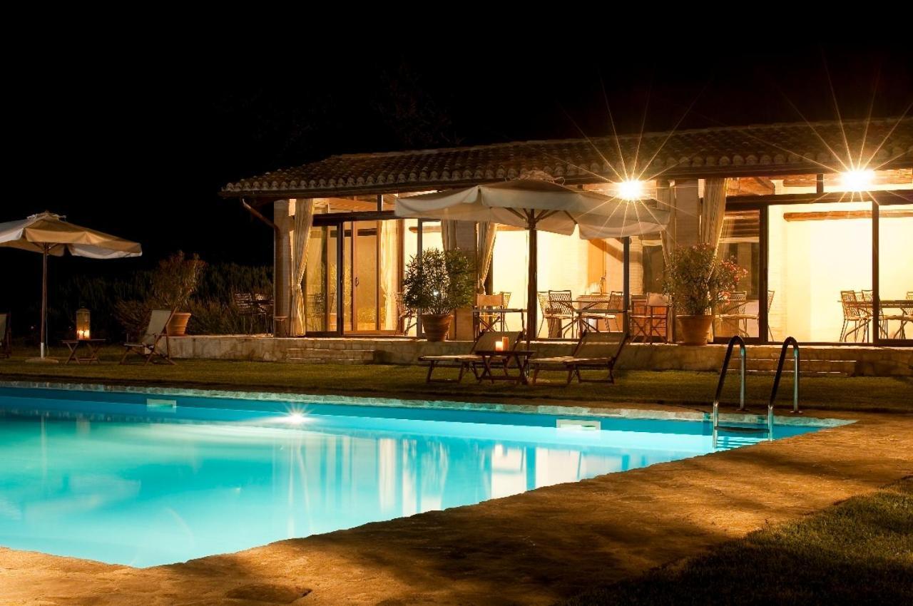 Agriturismo Le Case Ассизи Экстерьер фото